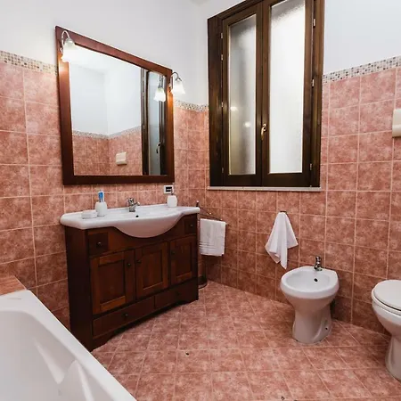 Holiday home Luminhouse Limone *